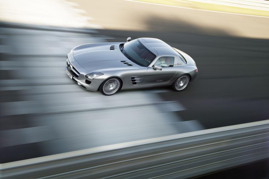  Mercedes-Benz SLS AMG 2010 года  (фото 425 из 526)